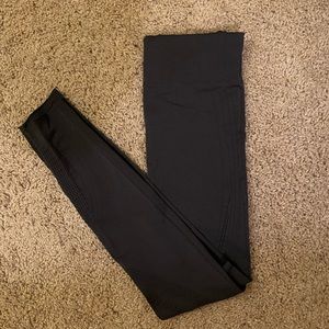 Grey Fabletics Leggings (7/8 length)